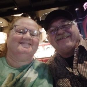 Meet your Posher, Tina